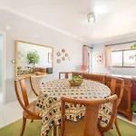 شقة Guestready - Vibrant Flat W/ Balcony *