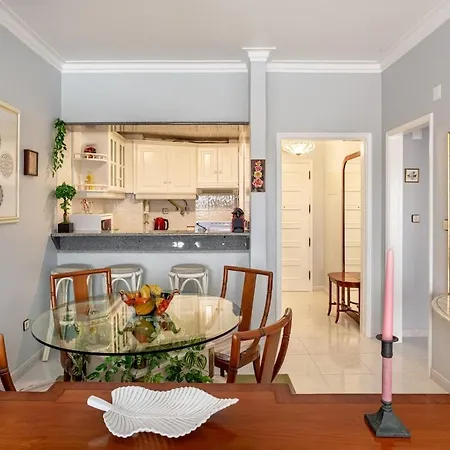 Appartamento Guestready - Vibrant Flat W/ Balcony