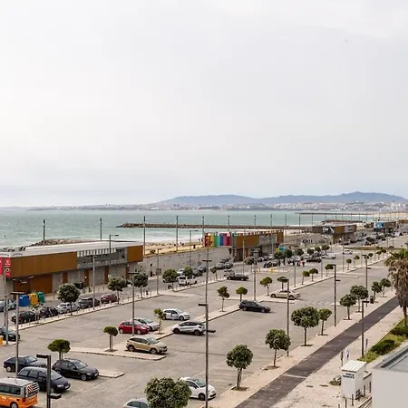 Διαμέρισμα Guestready - Vibrant Flat W/ Balcony