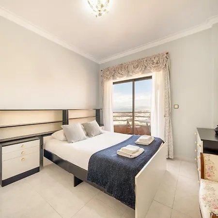 Guestready - Vibrant Flat W/ Balcony Costa de Caparica