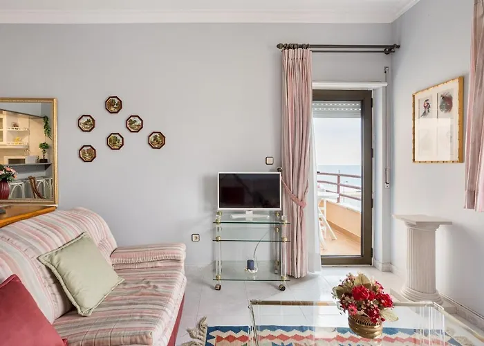 Guestready - Vibrant Flat W/ Balcony 公寓